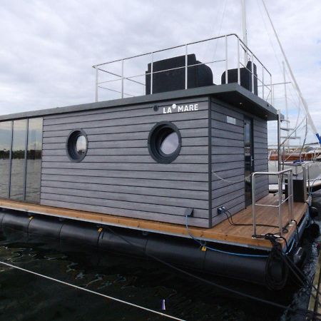 Hausboot Fjord Lacerta Mit Dachterrasse In Wendtorf Экстерьер фото
